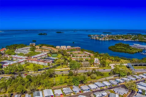 2700 Bayshore Boulevard Dunedin FL 34698