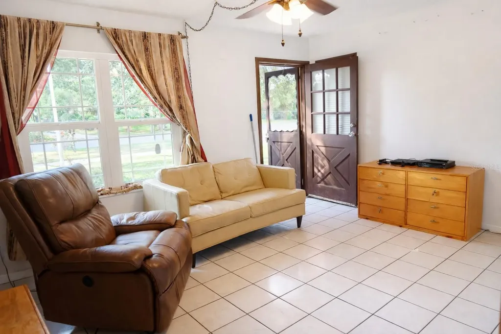 38831 North Avenue Zephyrhills FL 33542