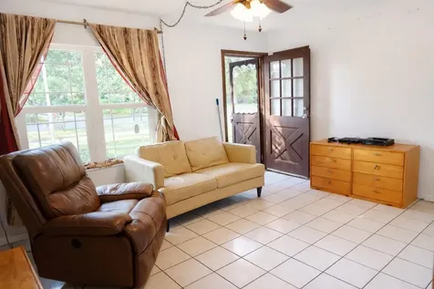 38831 North Avenue Zephyrhills FL 33542