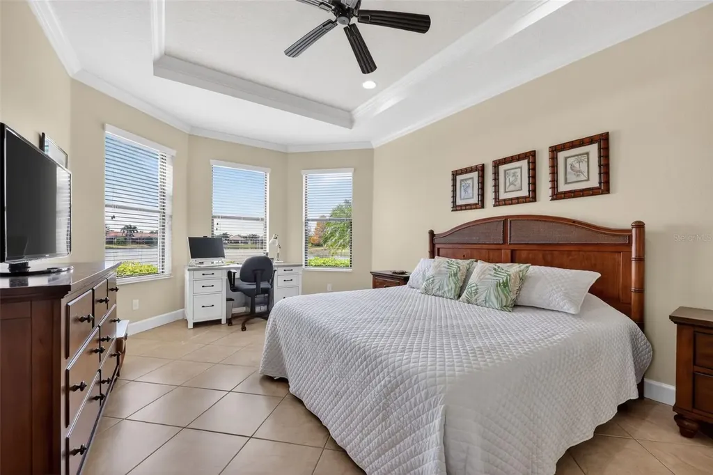 5026 Serata Drive Bradenton FL 34211