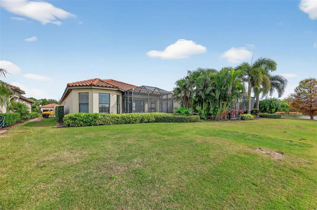 5026 Serata Drive Bradenton FL 34211