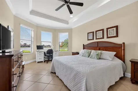 5026 Serata Drive Bradenton FL 34211