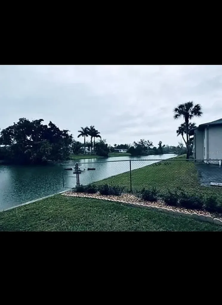 2486 Caring Way Port Charlotte FL 33952