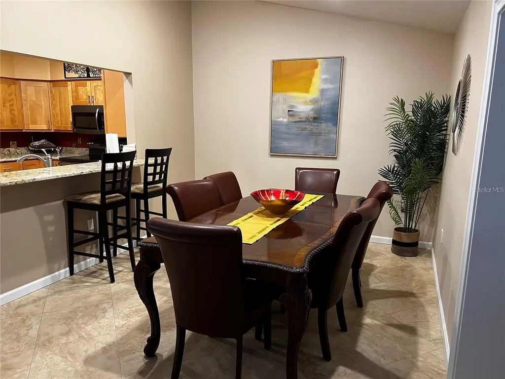 5581 Golf Pointe Drive Sarasota FL 34243