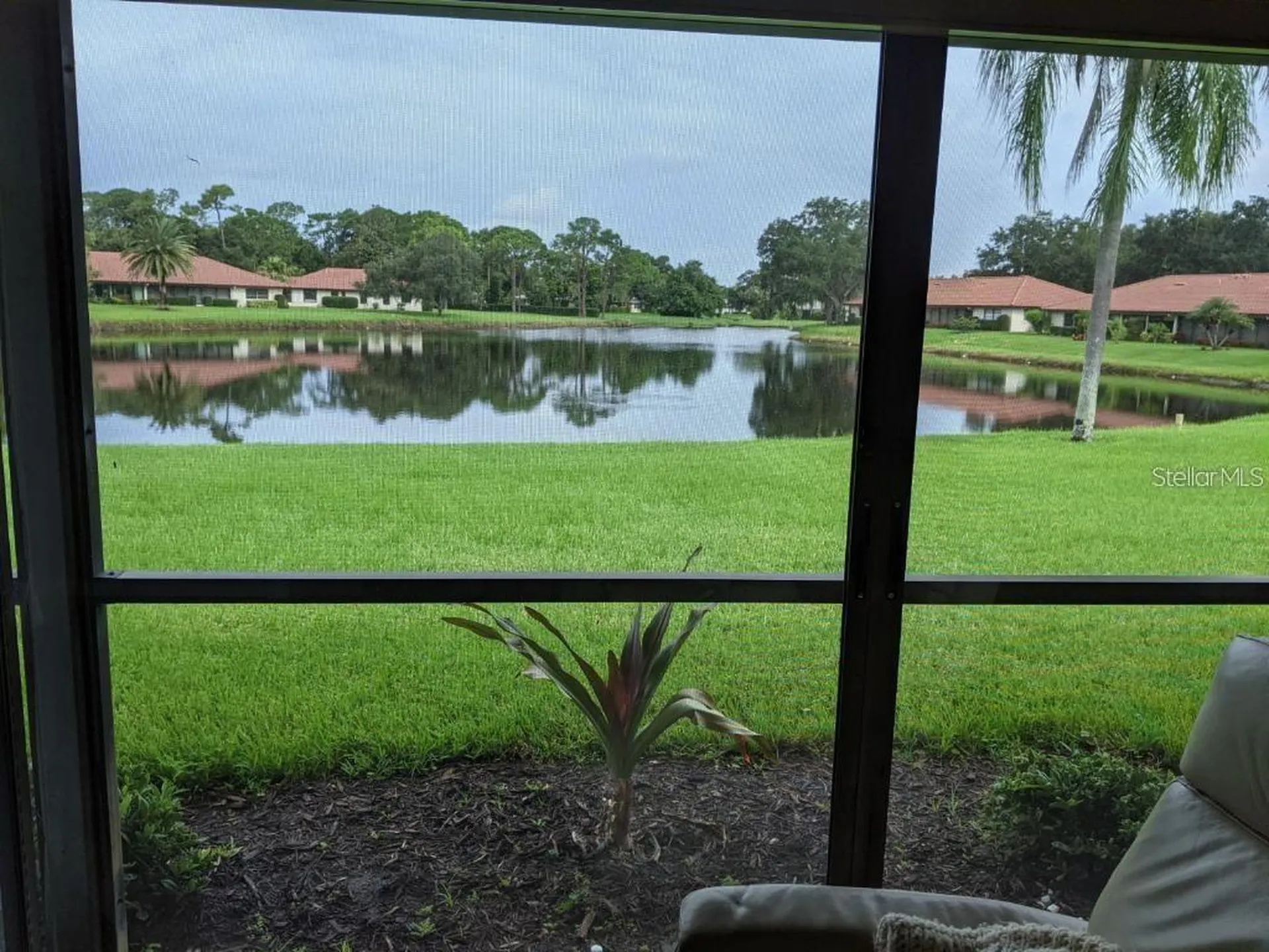 5581 Golf Pointe Drive Sarasota FL 34243