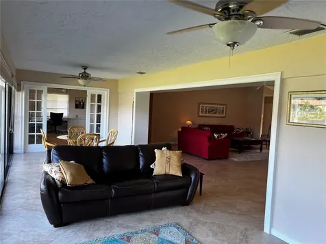 5581 Golf Pointe Drive Sarasota FL 34243