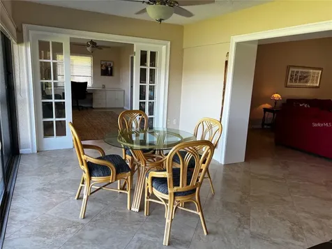 5581 Golf Pointe Drive Sarasota FL 34243