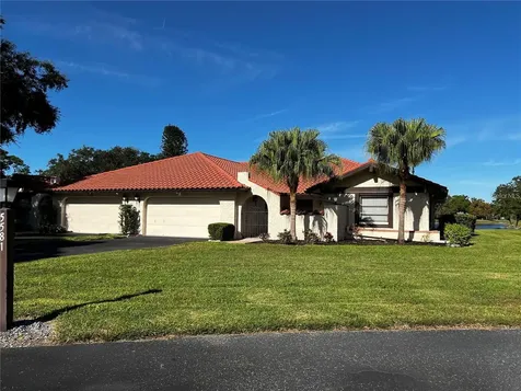 5581 Golf Pointe Drive Sarasota FL 34243