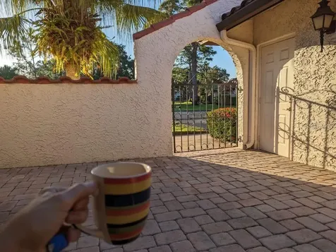 5581 Golf Pointe Drive Sarasota FL 34243