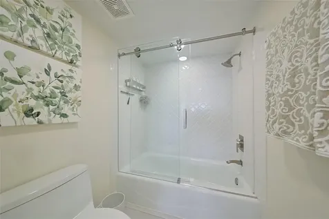 7500 Sunshine Skyway Lane S St Petersburg FL 33711
