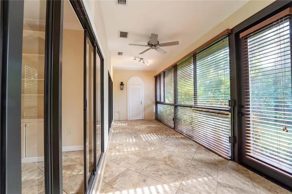 4802 Kestral Park Circle Sarasota FL 34231