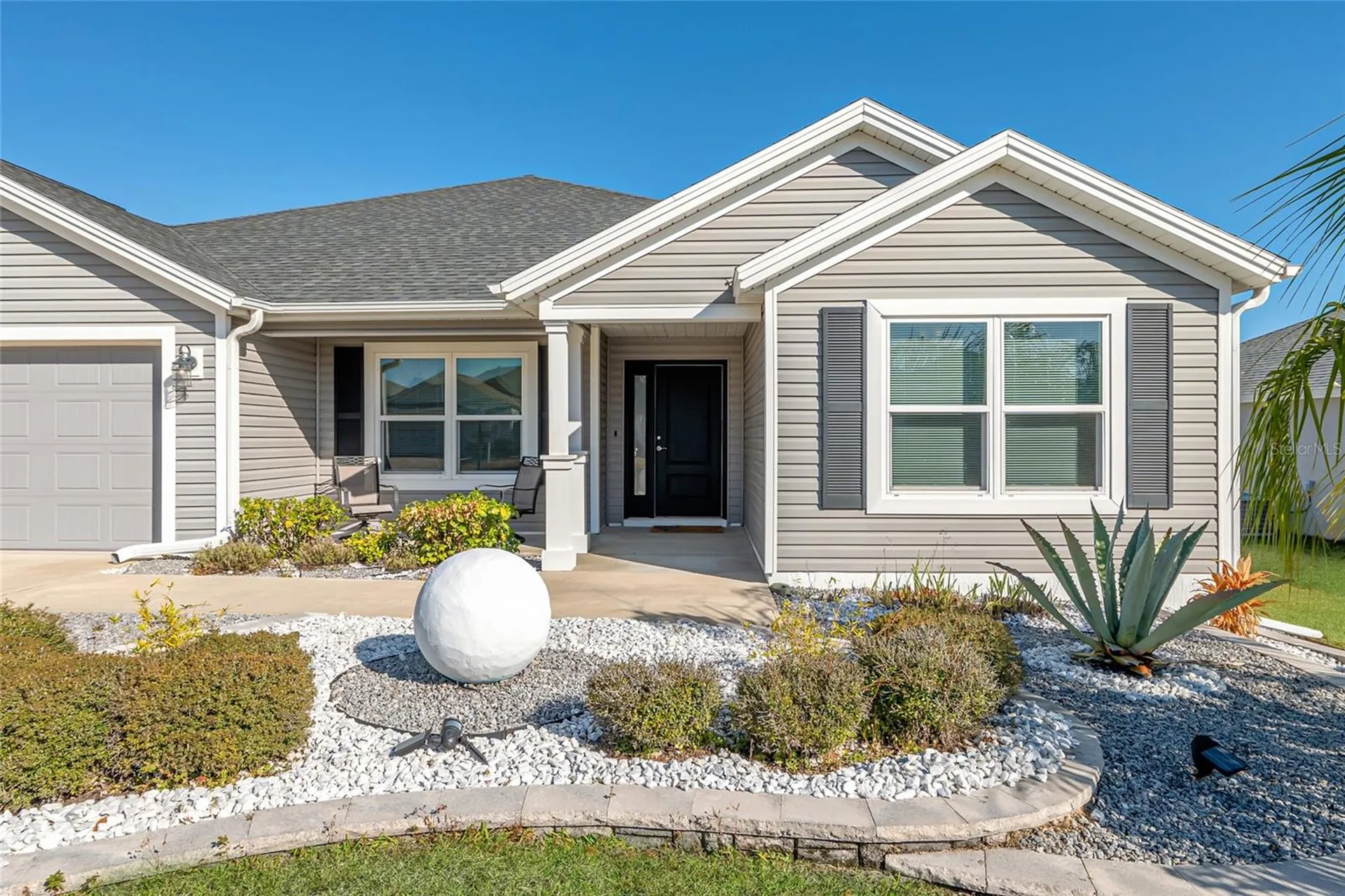 3323 Rohan Road Oxford FL 34484