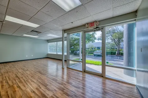 7575 Kingspointe Parkway Orlando FL 32819