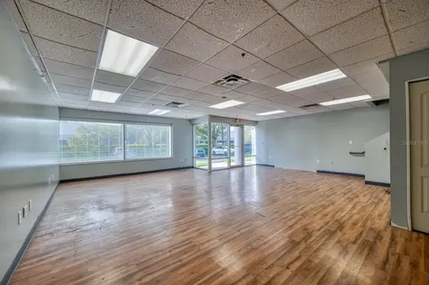 7575 Kingspointe Parkway Orlando FL 32819