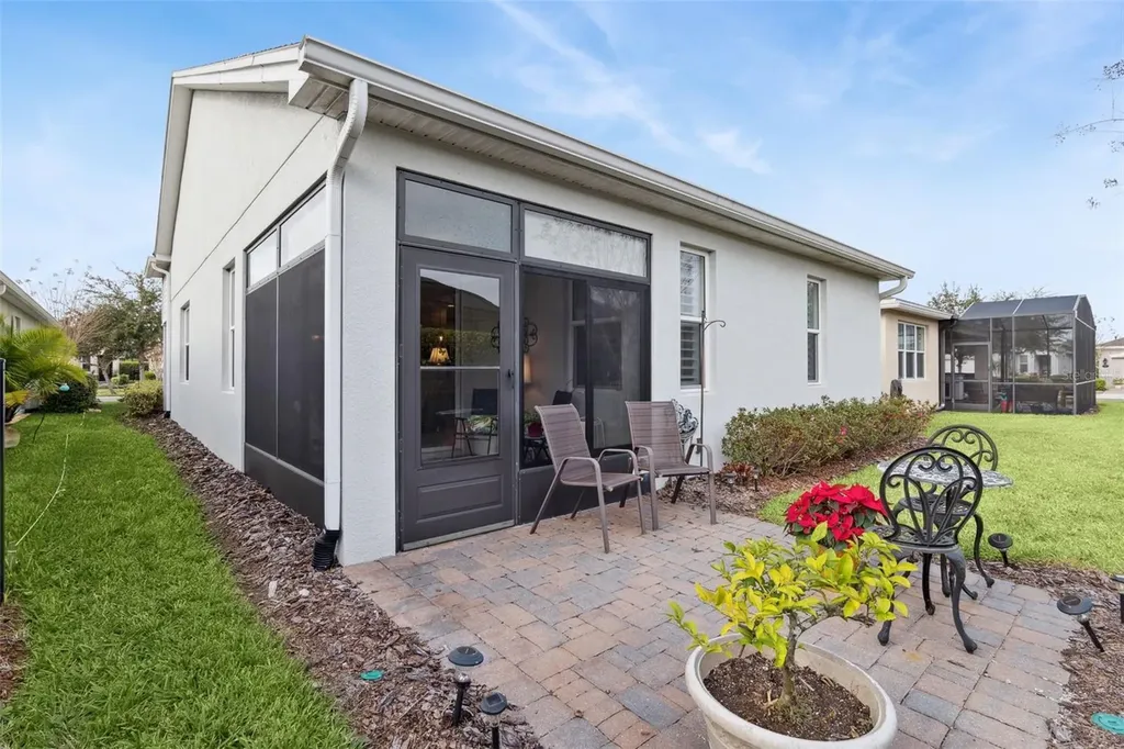1353 Red Clover Lane Deland FL 32724