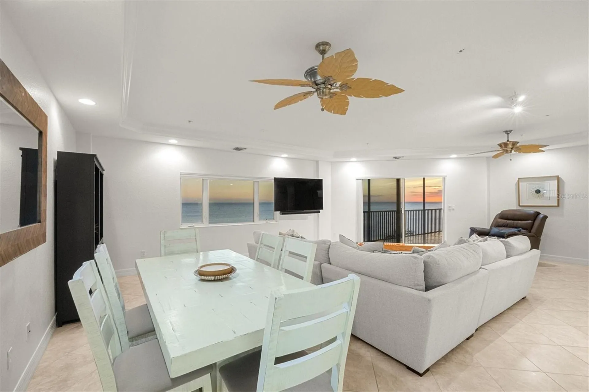 2770 N Beach Road Englewood FL 34223