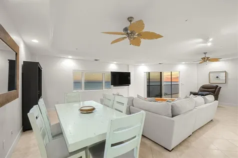 2770 N Beach Road Englewood FL 34223
