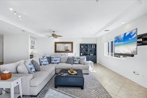 2770 N Beach Road Englewood FL 34223