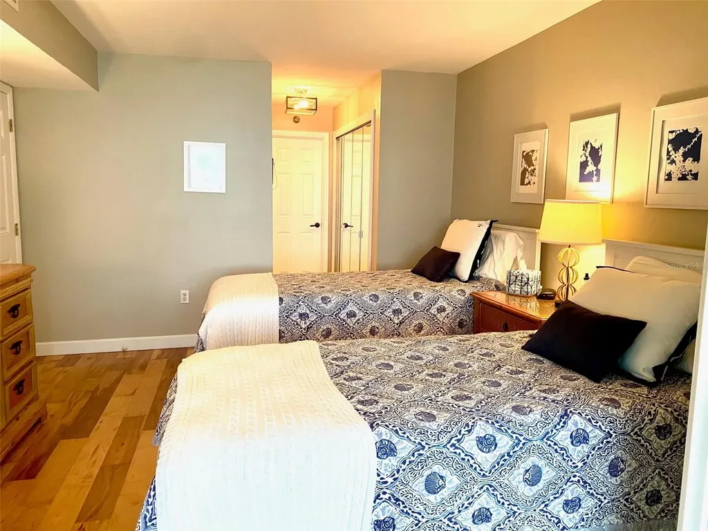 2675 Gulf Of Mexico Drive Longboat Key FL 34228