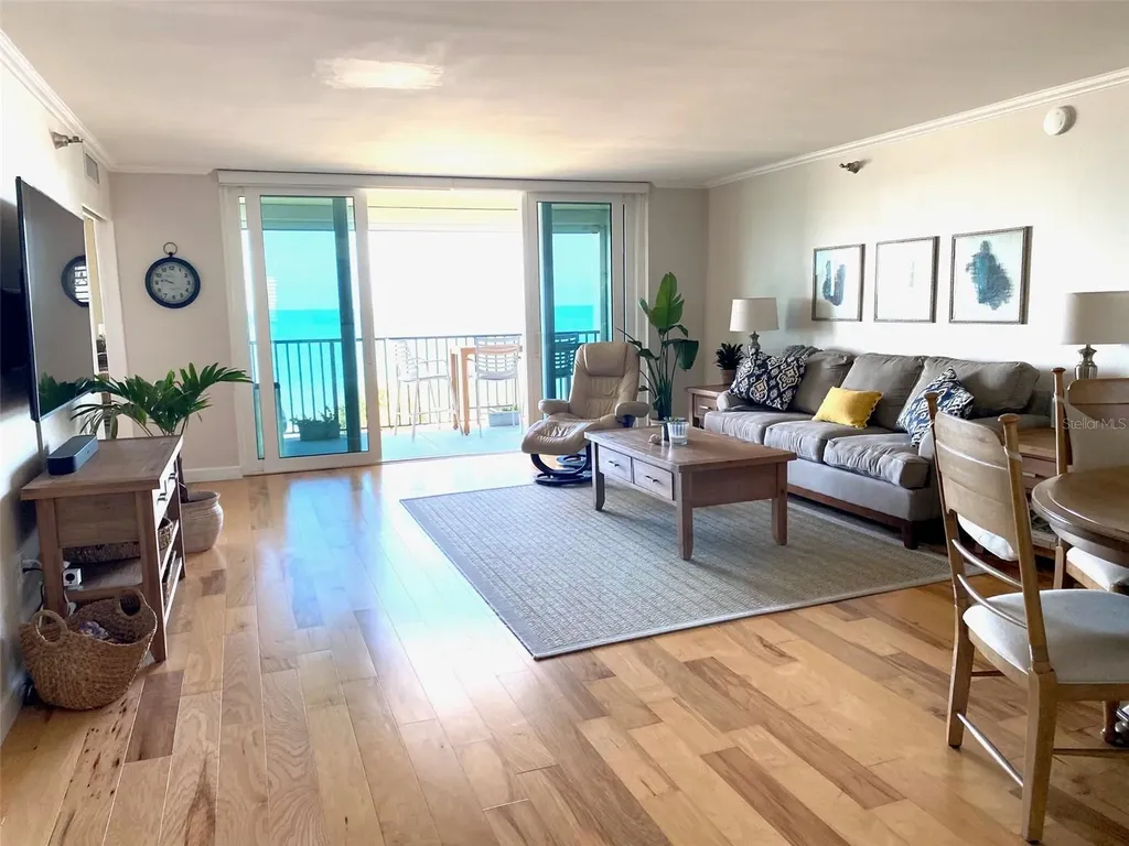 2675 Gulf Of Mexico Drive Longboat Key FL 34228