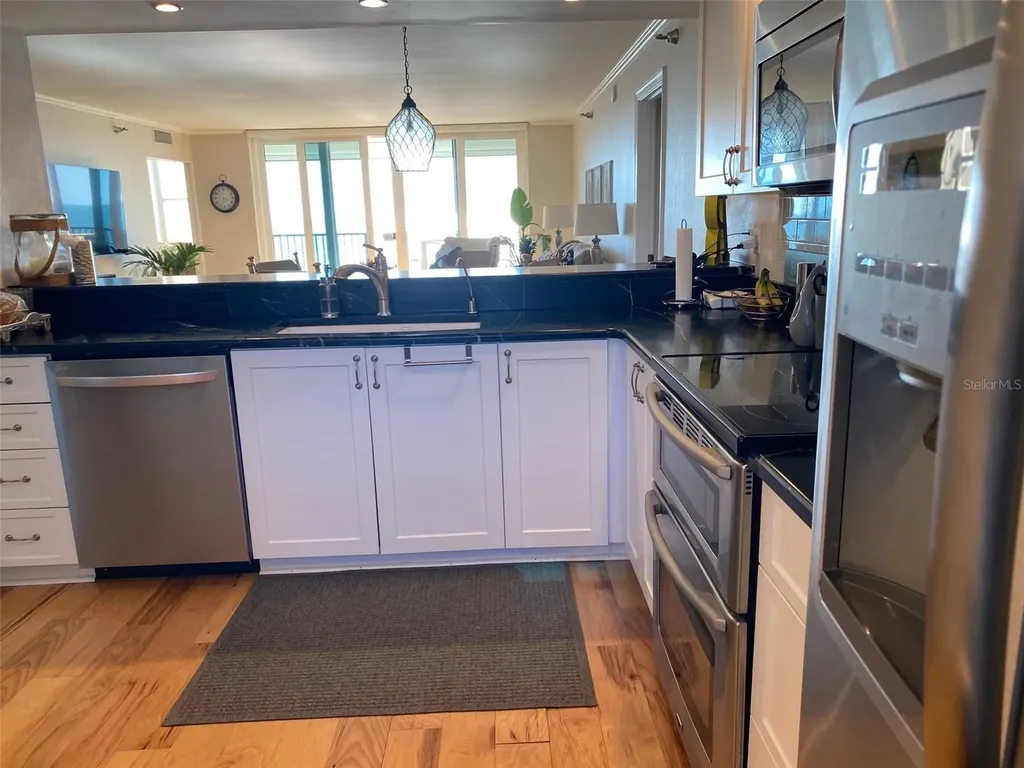2675 Gulf Of Mexico Drive Longboat Key FL 34228
