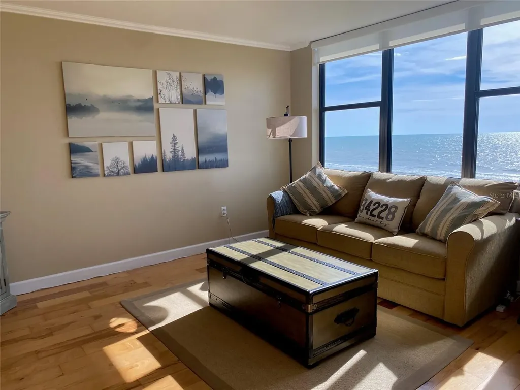 2675 Gulf Of Mexico Drive Longboat Key FL 34228