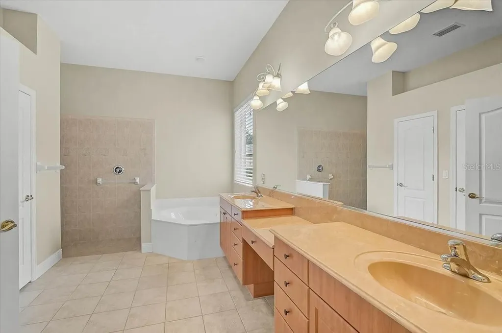 14519 17th Avenue E Bradenton FL 34212