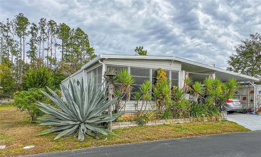 34543 Rosebud Row Zephyrhills FL 33541