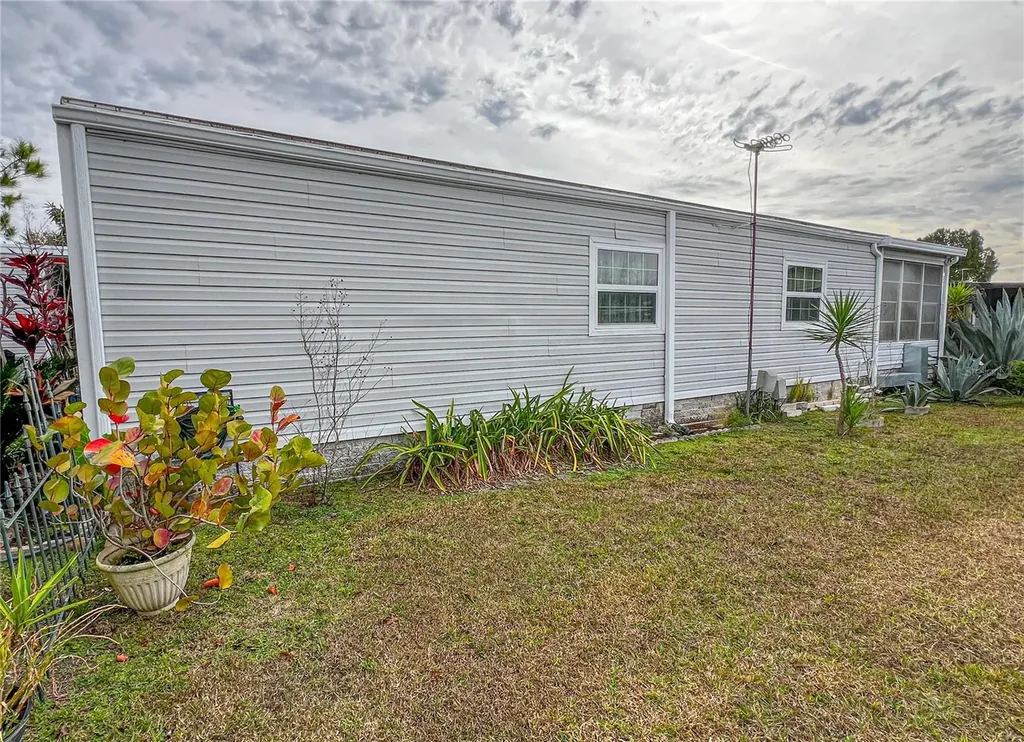 34543 Rosebud Row Zephyrhills FL 33541