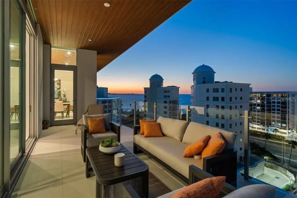 111 Golden Gate Point Sarasota FL 34236