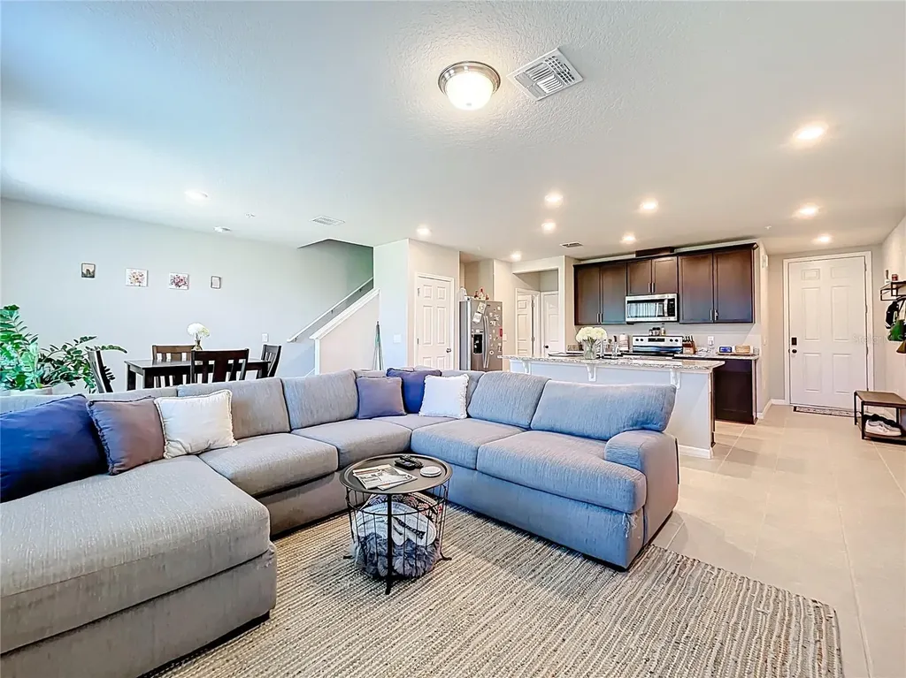 1045 Desert Candle Drive Ocoee FL 34761
