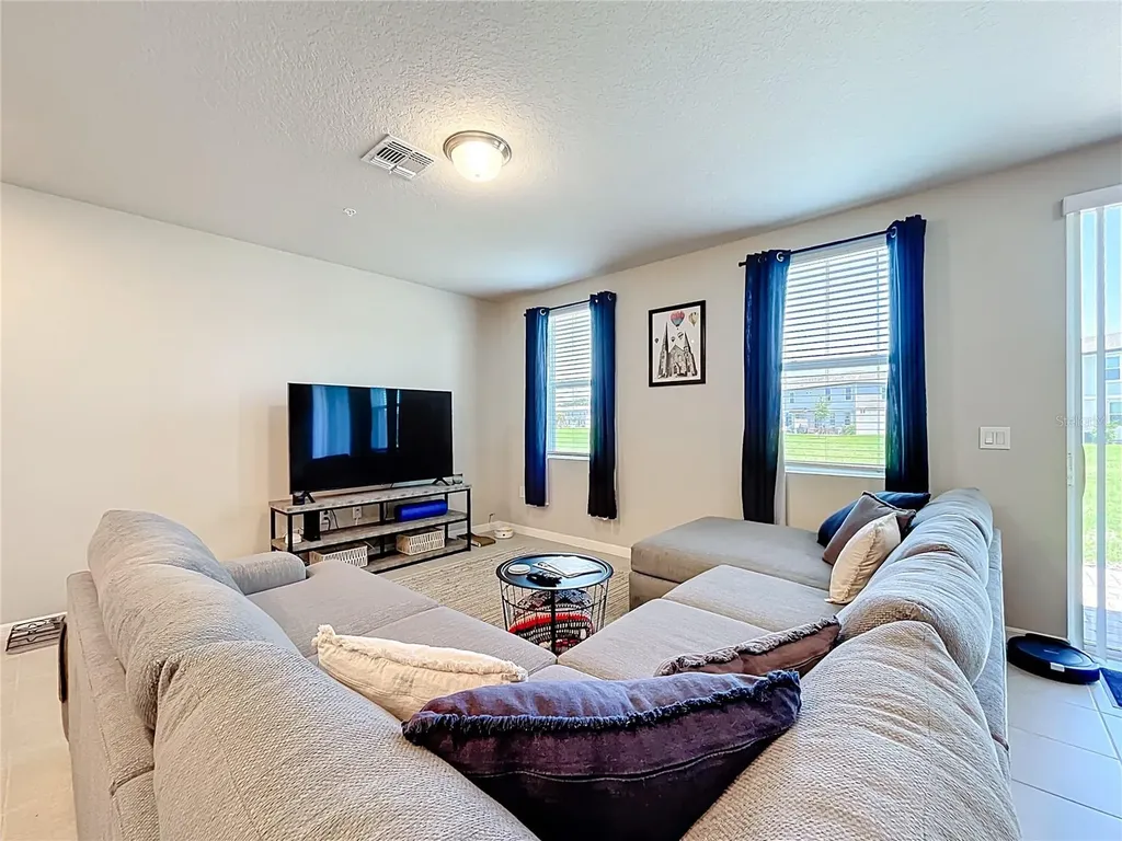 1045 Desert Candle Drive Ocoee FL 34761