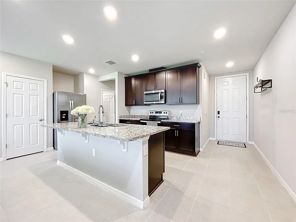 1045 Desert Candle Drive Ocoee FL 34761