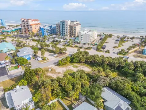 833 Maralyn Avenue New Smyrna Beach FL 32169