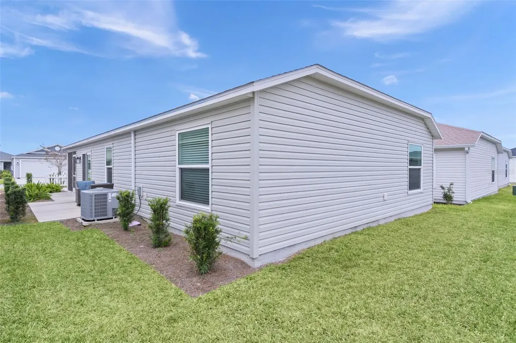 842 Spring Avenue The Villages FL 34762