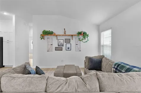 842 Spring Avenue The Villages FL 34762