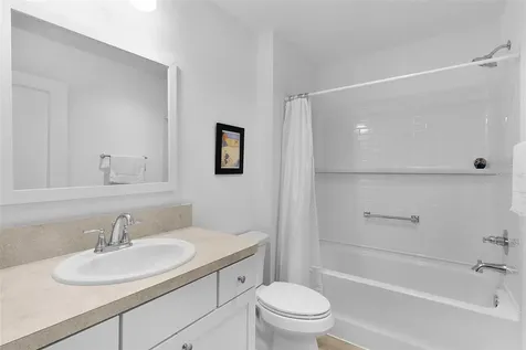 842 Spring Avenue The Villages FL 34762