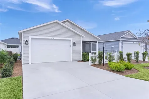 842 Spring Avenue The Villages FL 34762