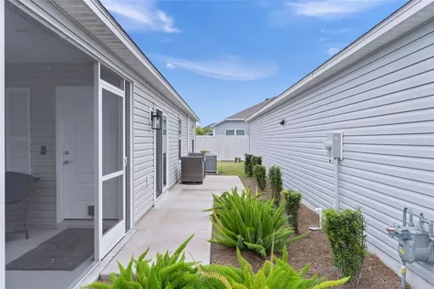 842 Spring Avenue The Villages FL 34762