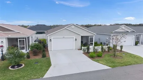 842 Spring Avenue The Villages FL 34762