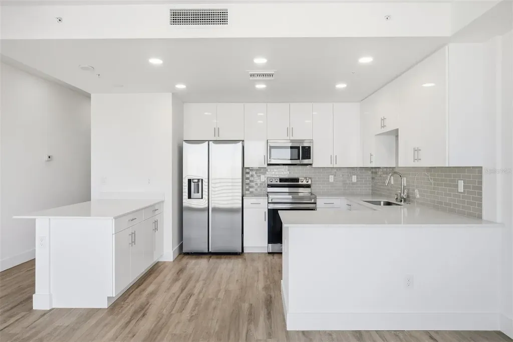 1703 N Tamiami Trail Sarasota FL 34234