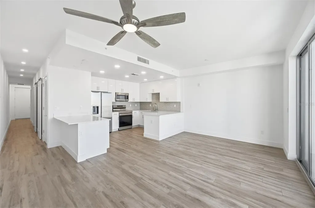 1703 N Tamiami Trail Sarasota FL 34234