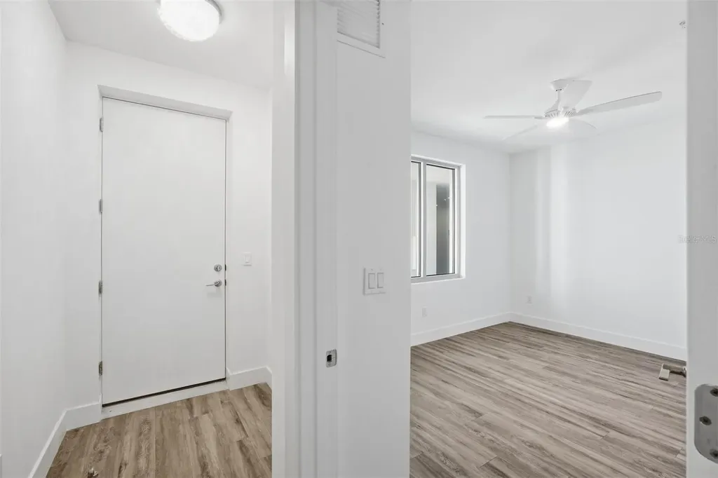 1703 N Tamiami Trail Sarasota FL 34234
