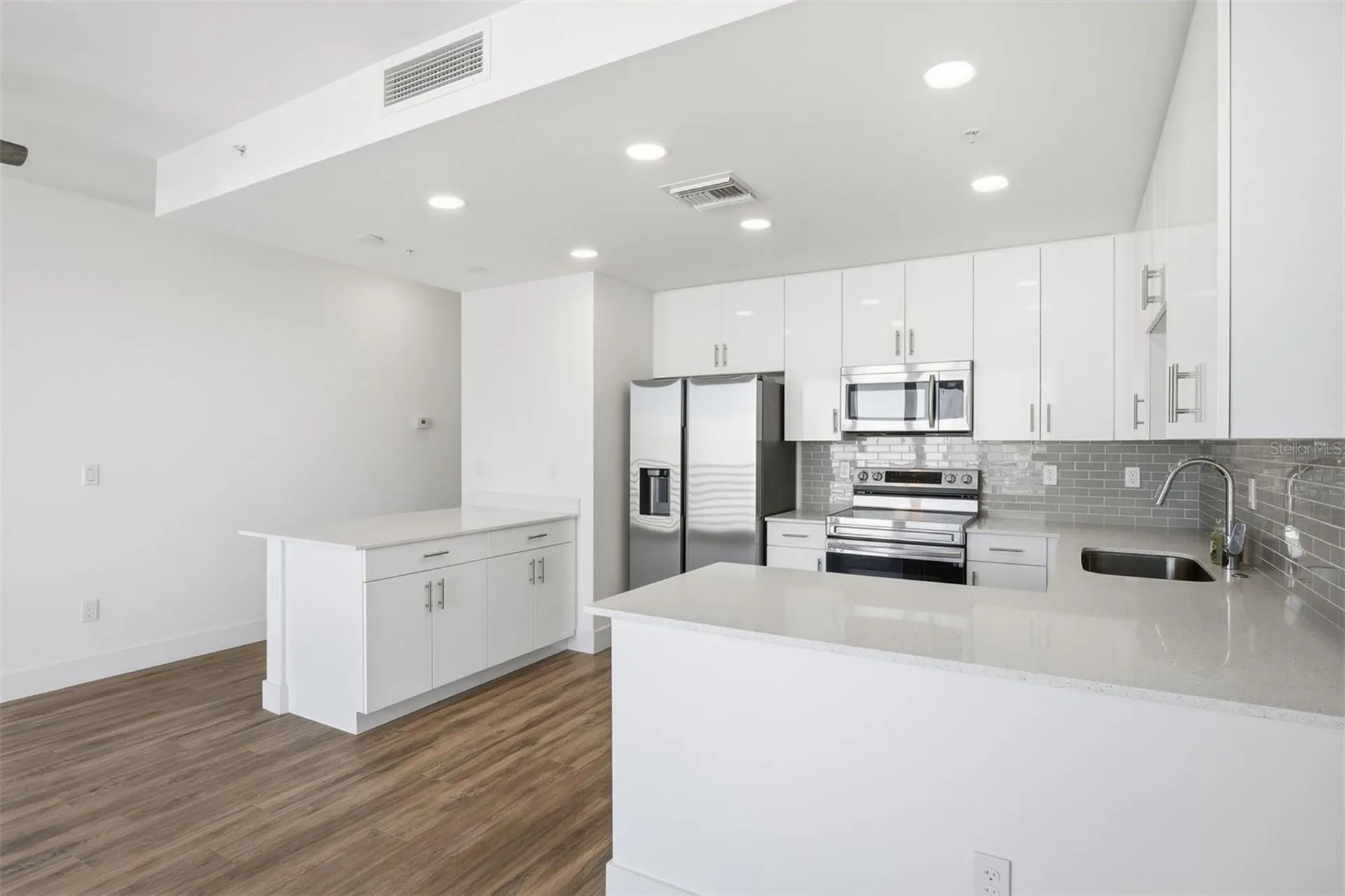1703 N Tamiami Trail Sarasota FL 34234