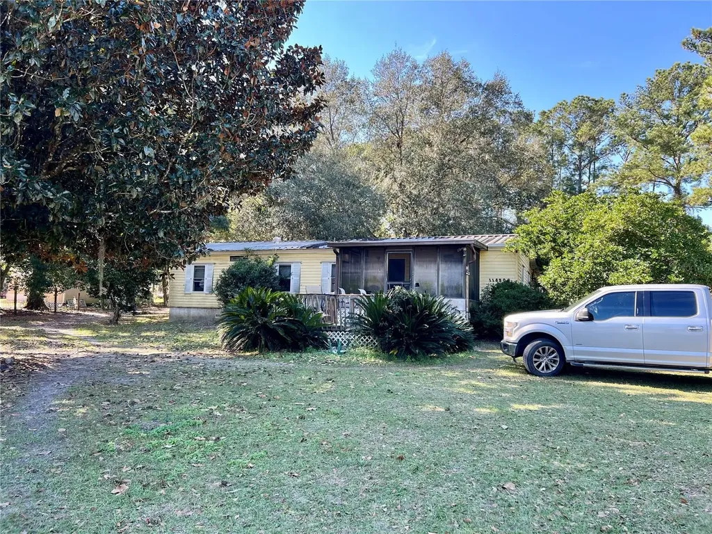 11820 NW Highway 225 Reddick FL 32686