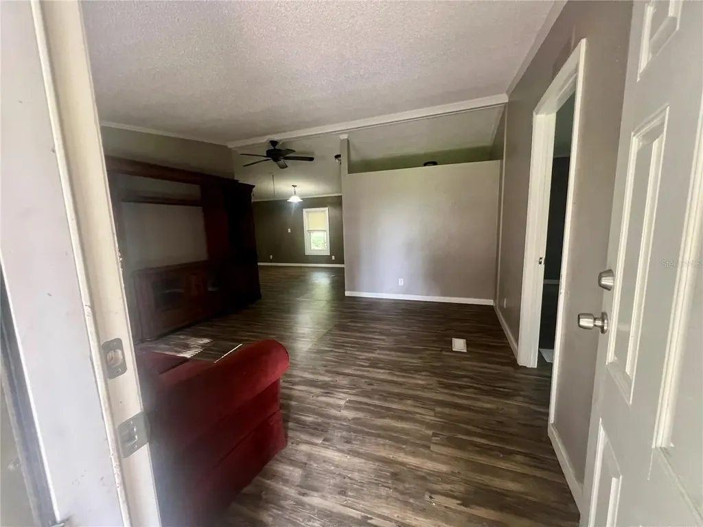 11820 NW Highway 225 Reddick FL 32686