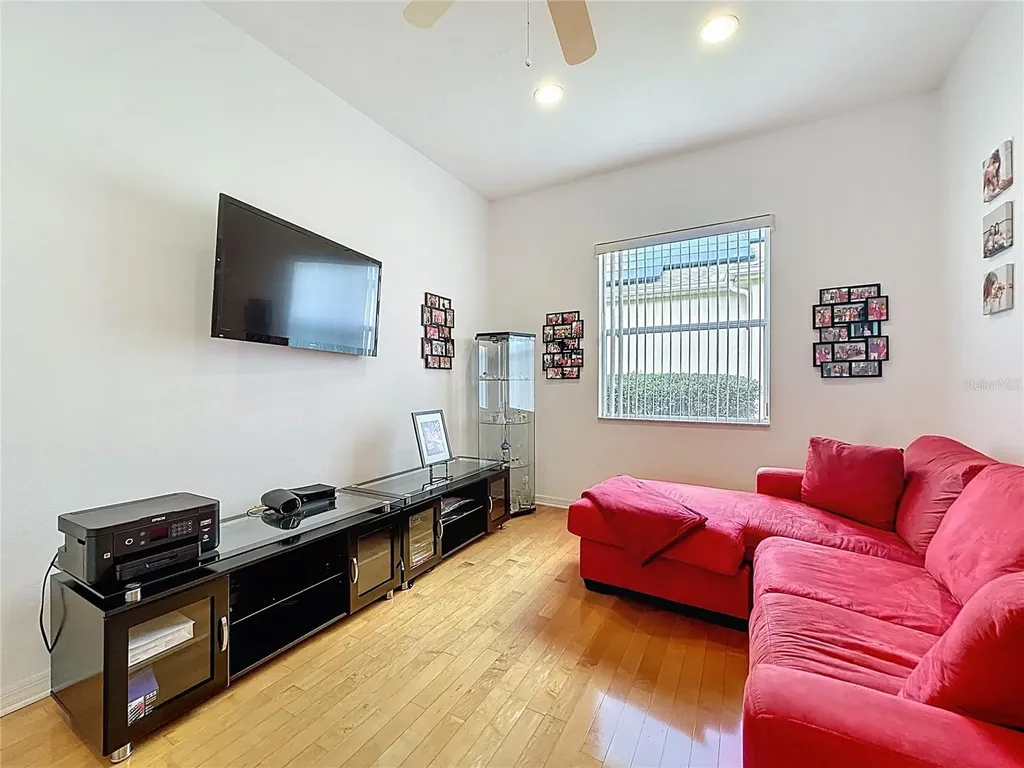 146 Crepe Myrtle Drive Groveland FL 34736