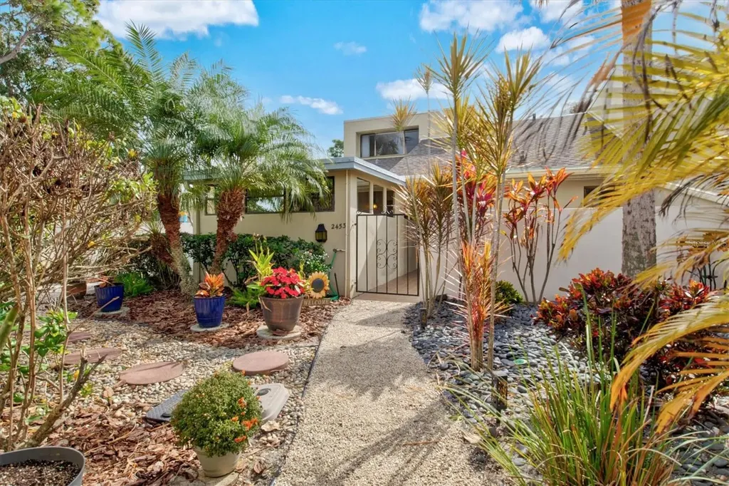 2453 Crispin Court Sarasota FL 34235
