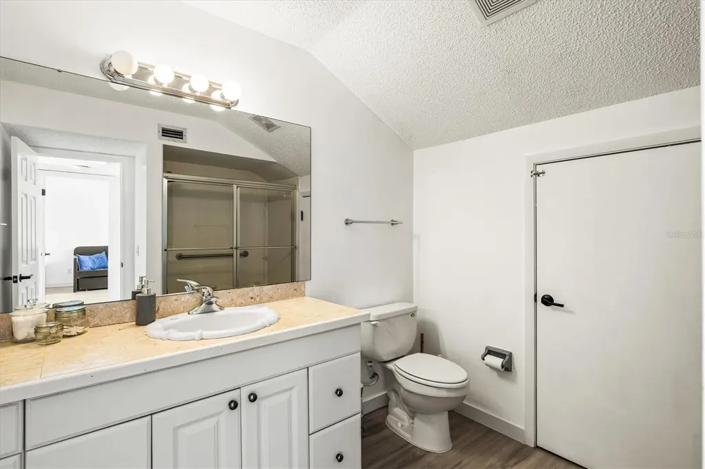 2453 Crispin Court Sarasota FL 34235