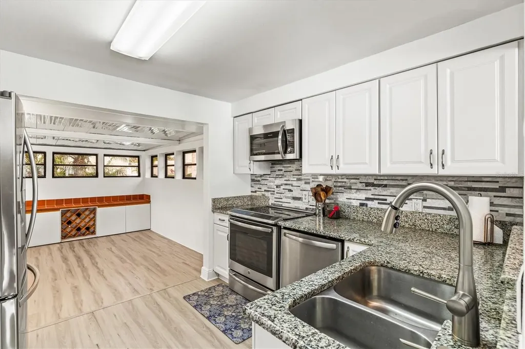 2453 Crispin Court Sarasota FL 34235